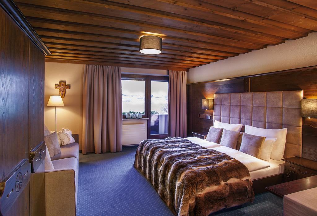 Boutiquehotel Saeumler Zell am Ziller Kamer foto